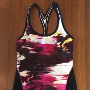 Lululemon size 4 tank top